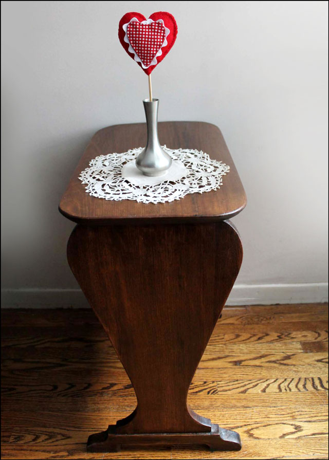 felt-heart-valentine-decoration