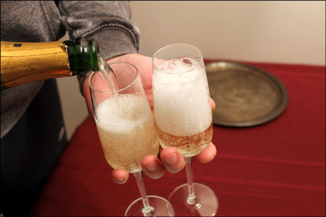 pouring-sparkling-wine