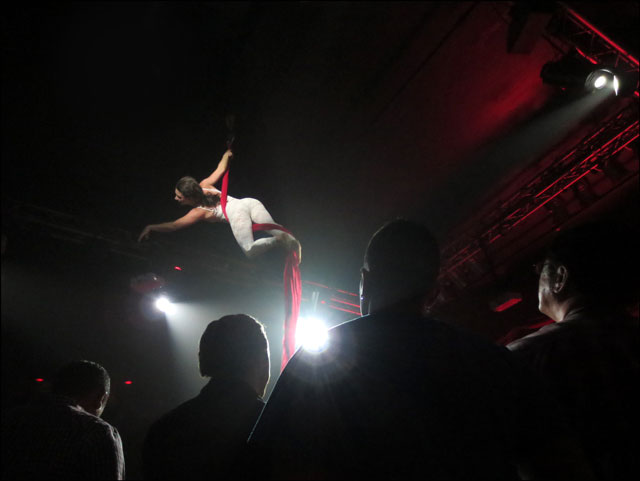 silk-performer-patrizia