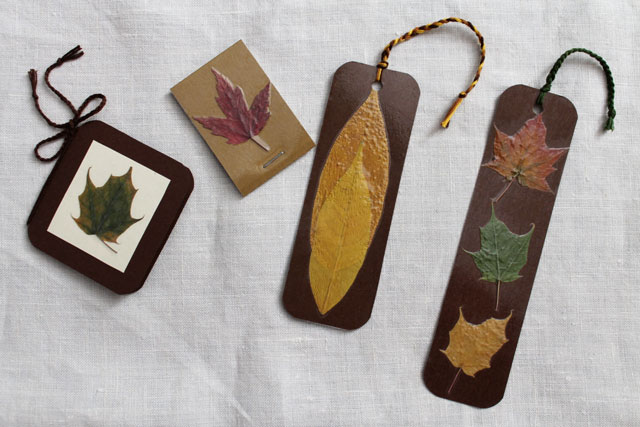 Making Things with Pressed Leaves : A Bookmark, Gift Card and Notepad