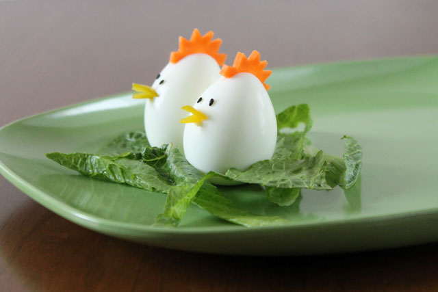 chicks-made-from-eggs-easter-decoration