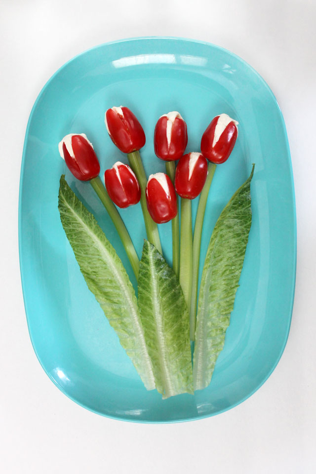 grape-tomatoes-and-cream-cheese-tulips-salad-decoration