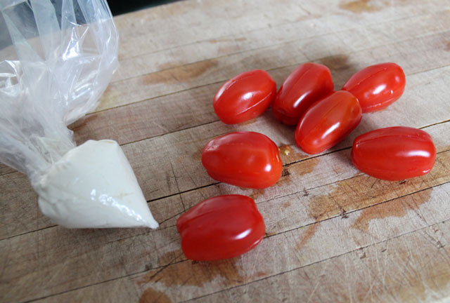 making-grape-tomato-tulips-2