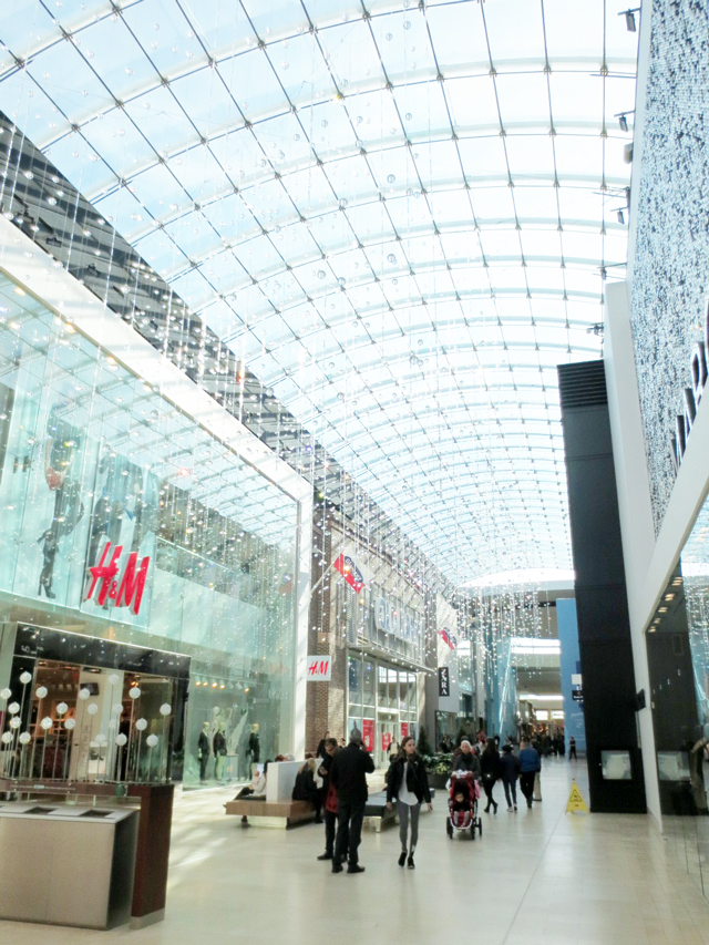 Meet You at the Mall A LadyDate at Yorkdale and a Small Lush Haul