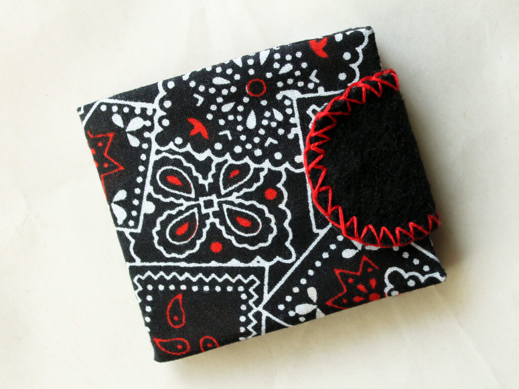how to make a sewing needle case cotton and felt blanket stitch handmade 1024x768